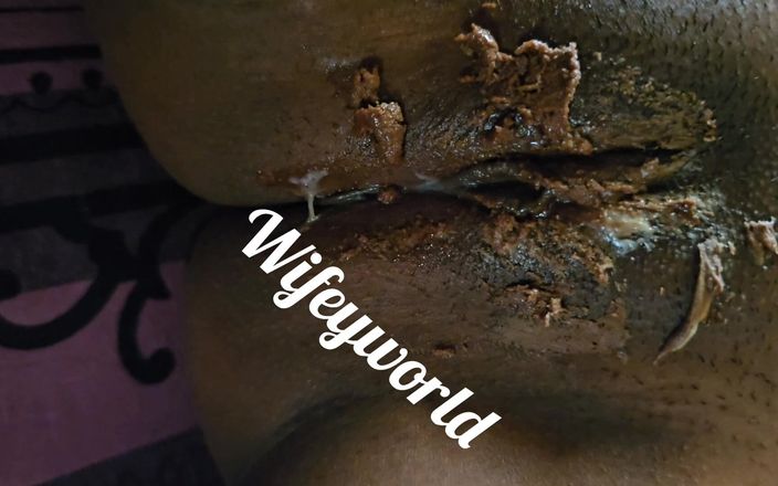 Wifeyworld2025: 뜨거운 정액으로 그녀의 입에 물 싣기