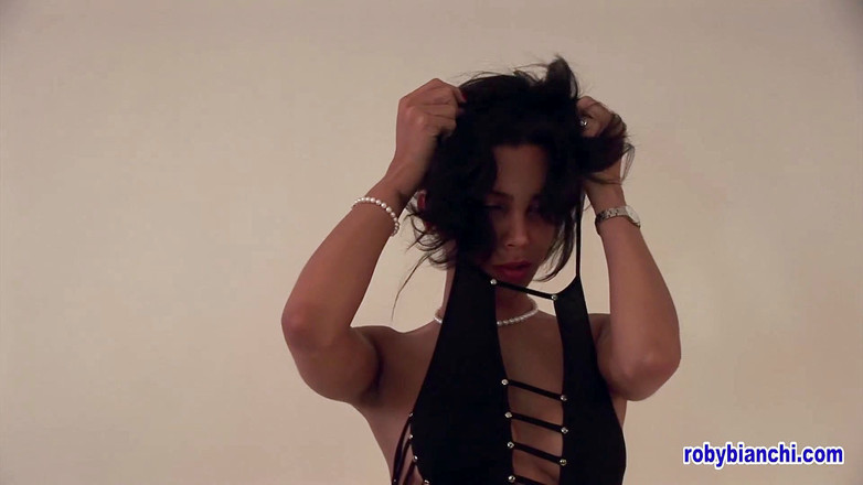 Topax Shemale Production: Фотосессия компенсирована! Режиссер Роби Бьянки