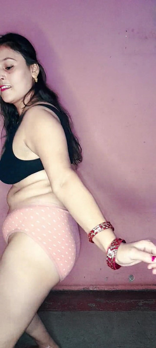Desi chudai hub: Desi Bhabhi Nahý tanec