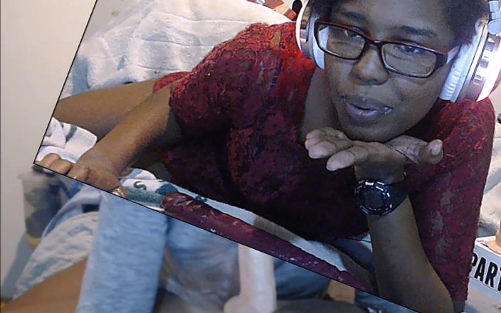 Daeva Reed: HD Ebony Neko Sloppy Blow