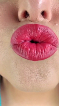 Making Your Step-stepsister Kiss You