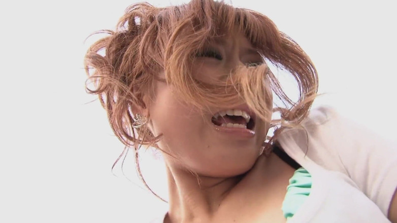 Asian Public Sluts: Heet Japans meisje pronkt buitenshuis