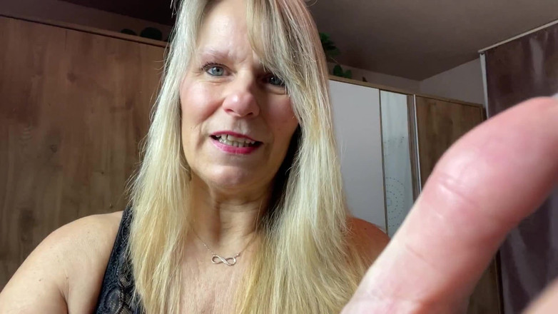 SweetSusi: Curelele tale Instrucțiuni de futai