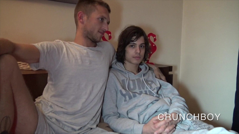 Bareback porn with straight boy: 28-летнего парня трахнули без презерватива