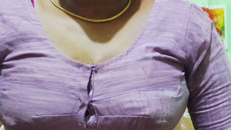 Desi Mohini: Min stora bhabhi var arg, vi delade enkelrum