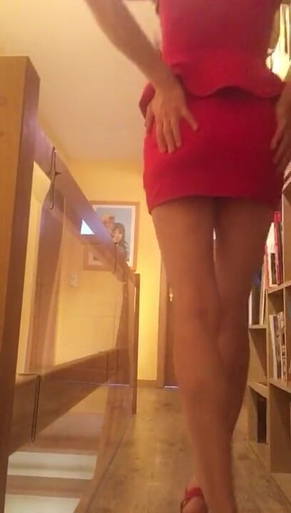 Sofiasse: Walking in a hotel