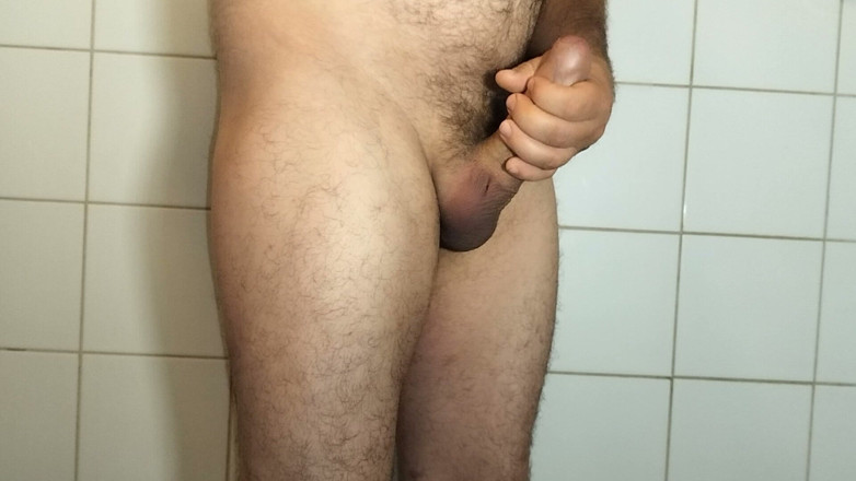 Uhri: Masturbation on Bathroom