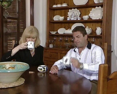 Enjoy German porn: Velkolepé německé holky dostávají rozbité díry tvrdou kostí