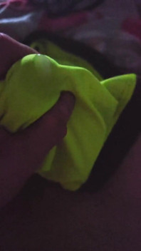 Using My Step Sis Bra to Help Me Cum in Her Green Nike Pro Sports Bra