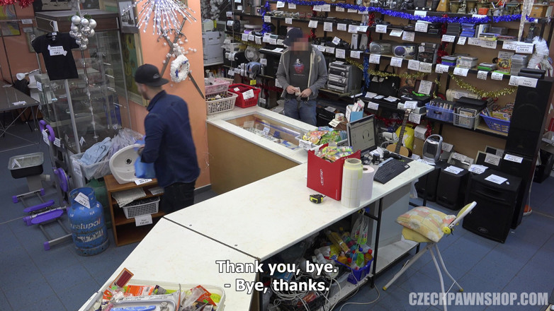 Czech Pawn Shop: ร้านรับจํานําเช็ก 4: แม่น่าเย็ดกับสกี