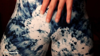 Porno angels: A goddess' cameltoe