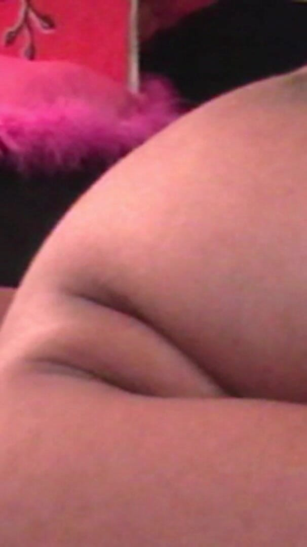 Lips & Nips Orgasm (Nilou's Play Pen) Lips & Nips Orgasm (Nilou's Play Pen)
