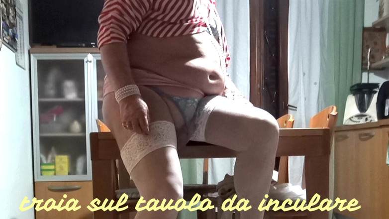 gio calda: Crossdresser Cocksucker