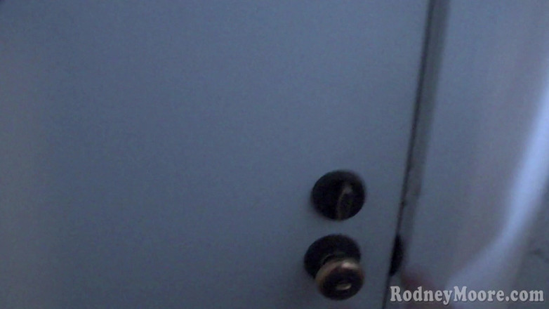 Rodney Moore: Grandi tette vintage Kya Dakota