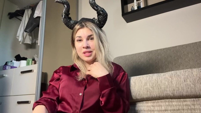 Misty Phoenix: Ik smeek mijn assistent om me niet te vernietigen