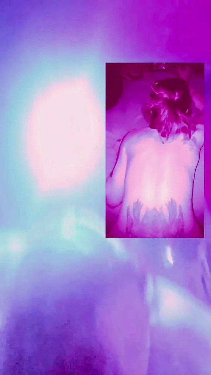 TetheredHalo: Blurred Affairs