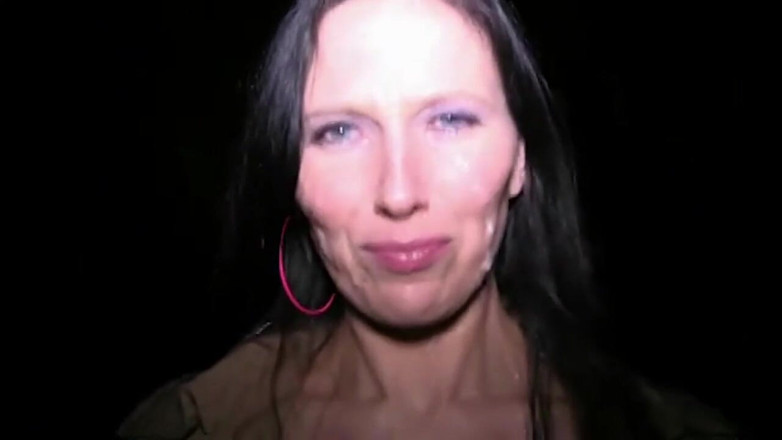 Creampie Clinic: MILF Cazando Con Leche De Extraños