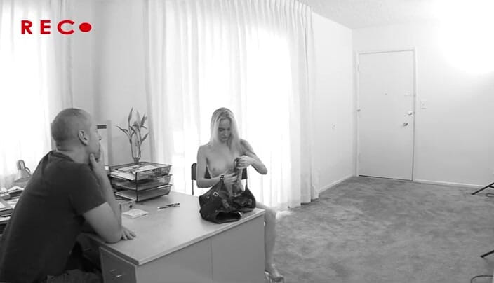 Monster Cocks: Sexy blondine liebt großen schwanz nur in der muschi