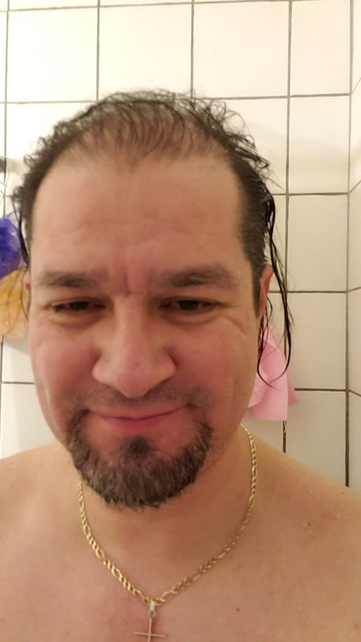 Brayan_PerDiazz: Solo Handjob in the Shower