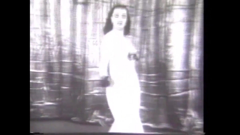 The Unforgettable: 跳舞脱衣服