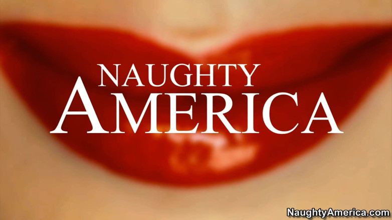 Thunder cock: Naughty America - Mia Rider kecil molek berkongkek di sofa dengan...