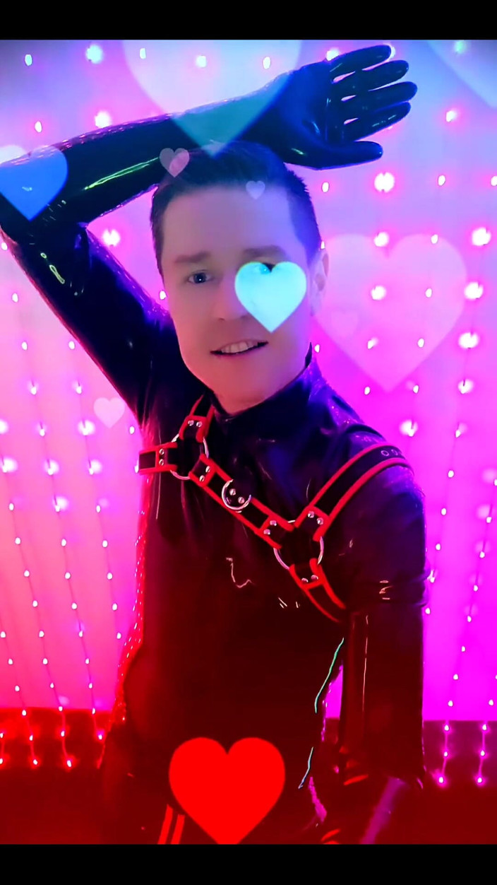 Roman Heart: My New Latex Rubber Blackstyle