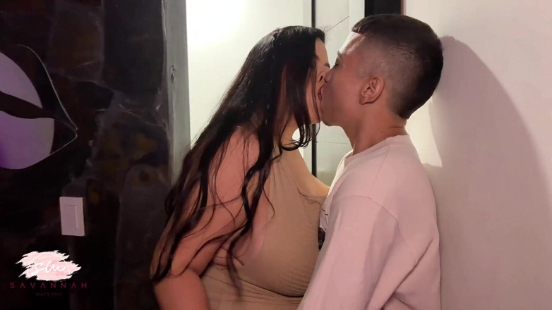 Savannah Watson: Savannah Watson Fazendo Sexo No Banheiro Da Boate Enquanto Seu...
