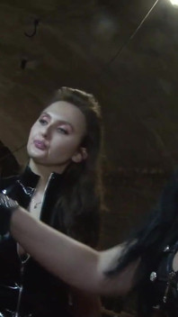 Fackování a plivání