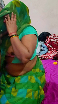 Desi Hot Indian Bhabhi Fucked in Hindi Audio