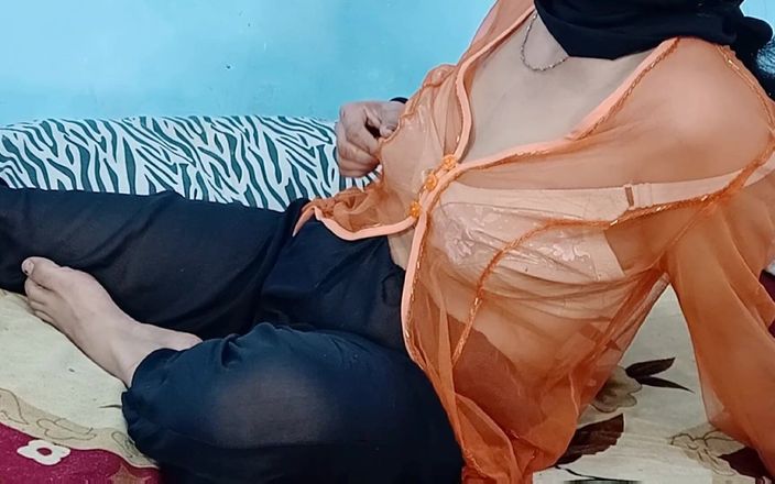 Netu: Webcam modella indiana sexy dildo anale e ditalino in diretta...