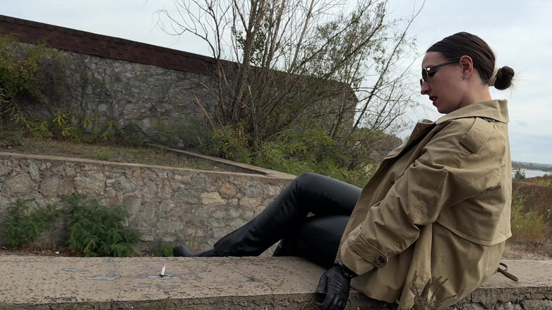 Hottie goddess: Verführerischer spuck-rauch