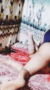 Omar bu geceyle birlikte. Arap seksi. Edepsiz Mısırlı seksi kızdıran sözleri duydu