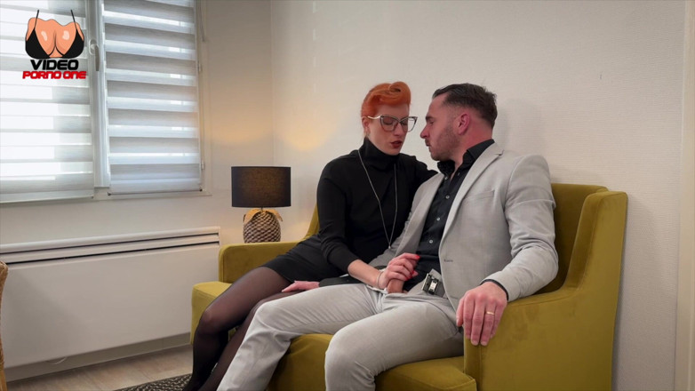 Video Porno One: Mój terapeuta to wielka dziwka, która uwielbia penisa!