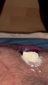 Poranny rimming POV z kremem w lateksie (niestandardowe wideo)
