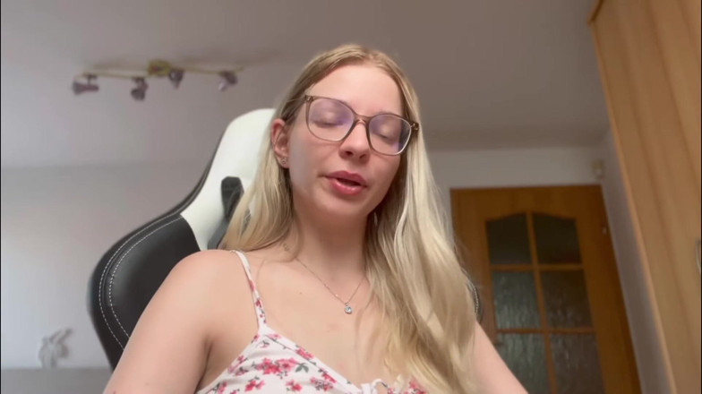 Goddess_Bella_Rae: Awak Adalah Mainan Peranan Asmr Cuckold Yang Tidak Kompeten