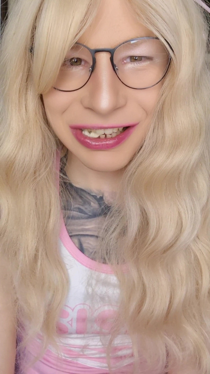 Sissy Adventures: Bubble Gum Sissy