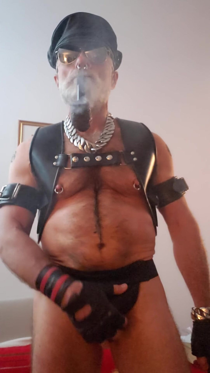 Muscles Cigar FFPig: Cigar Stepdad Enjoyin Pipe with a New Pair of Nipple...