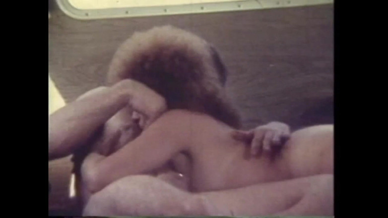 Vintage Megastore Full hd: バスの中で彼は私のミルクを取ってくる