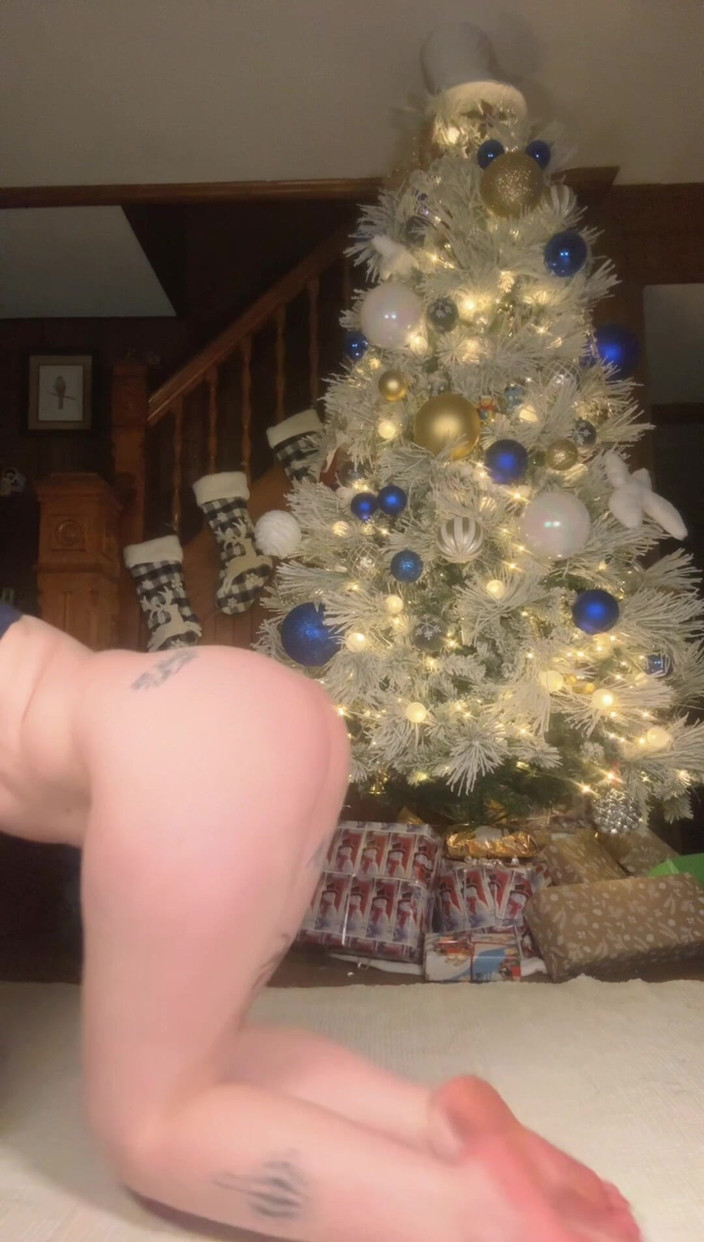 Kinkee Karma: Oil Ass, Twerk, Butt Plug, Dildo Fuck, and Orgasm