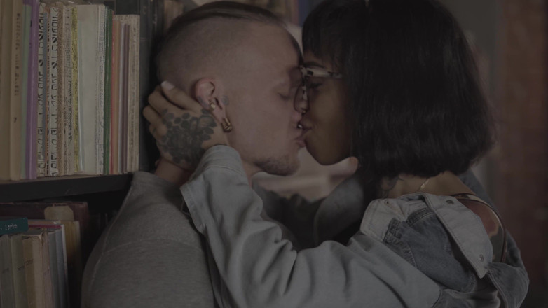 Peter J Hooke: Puttana culona e tette grandi lascia sborrata dentro sconosciuti in...