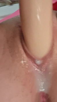 Ateşli dildo mastürbasyonu - sevgili oyuncağımla yakın çekim zevki
