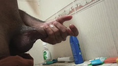 Brijesh 270: Freeuse Household - husets man har obegränsad tillgång