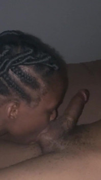 Sexy africká teen služka se plíží do mého pokoje k překvapení s velmi cucající nedbalé kouření po náročných dnech práce skutečné domácí
