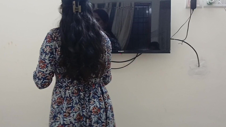 Apple Porn: QUENTE EMPREGADA DA TAILÂNDIA DEU MELHOR SERVIÇO EM QUARTO DE...