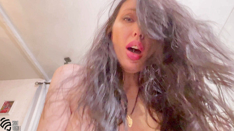 LizaVirgin: Esposa follada por su marido antes de cenar