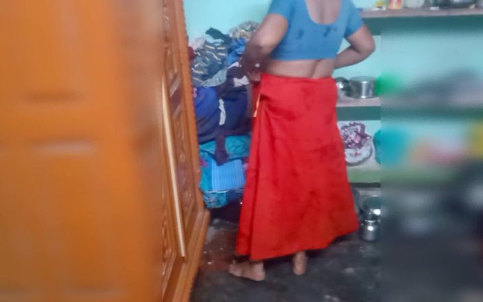 Priyanka priya: Cô gái xinh đẹp Tamil tắm thay váy