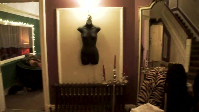 Creampie Clinic: Kelab Seks Rahsia London