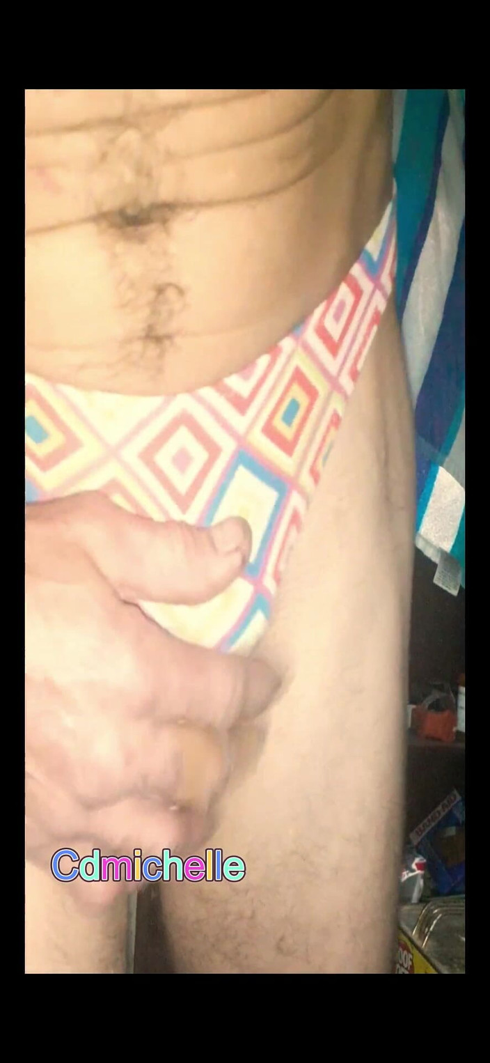 Cd Michelle lingerie: Cdmichelle purtând costume de baie colorate