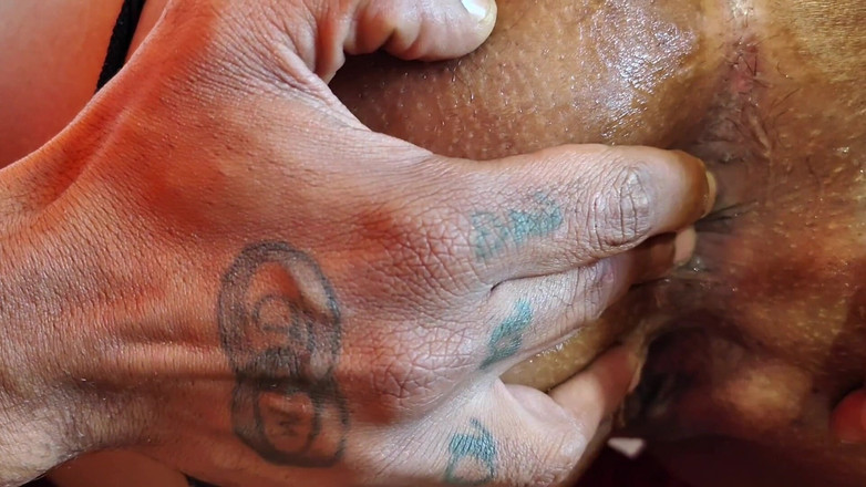 Tiffany Montavani: BBC继父勾引意图