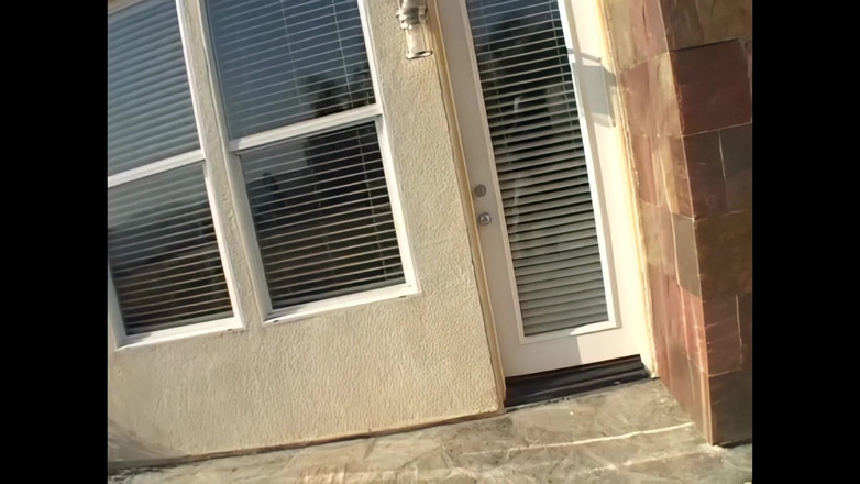 The Transexuals Megastore: भावुक ट्रांस हस्तमैथुन करता है